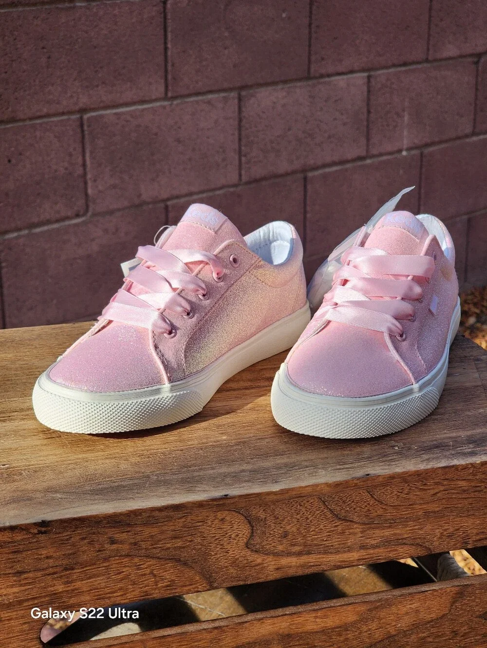 Keds Little Girls Pink Glitter Low Top Sneakers with Satin Ribbon Laces Size 3.5